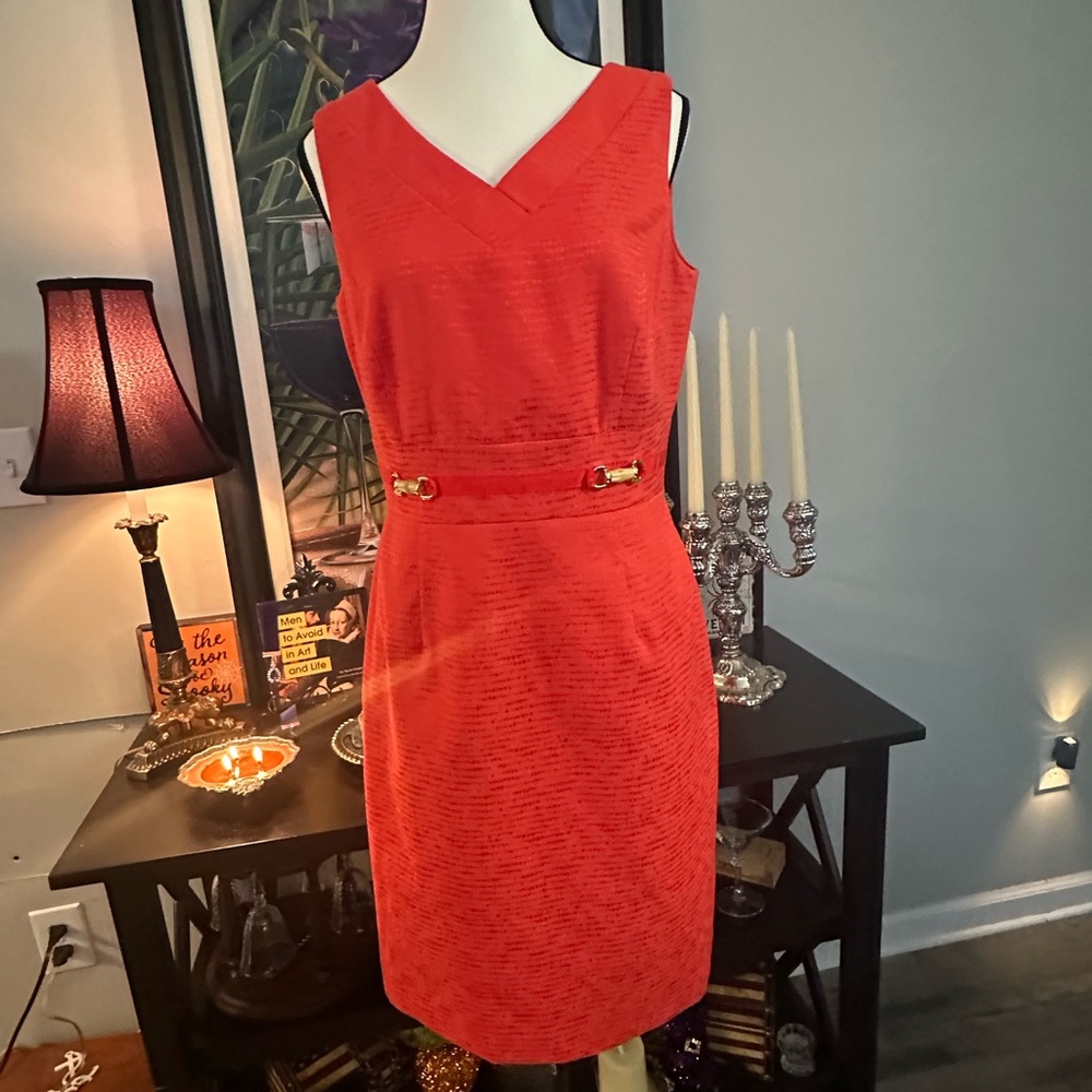 Elegant Coral Tahari Sleeveless Dress